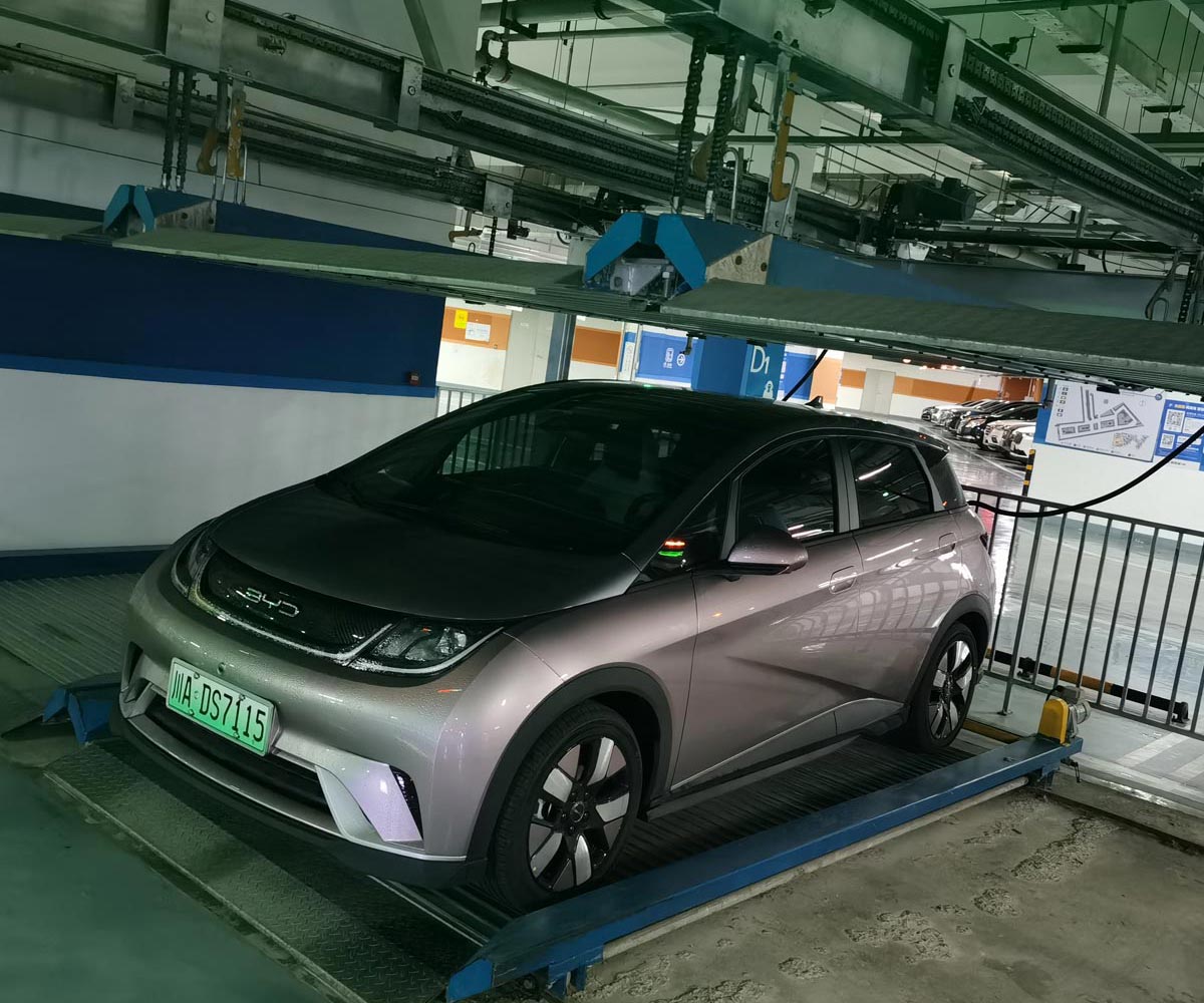 雙層升降平移機械停車租用.jpg